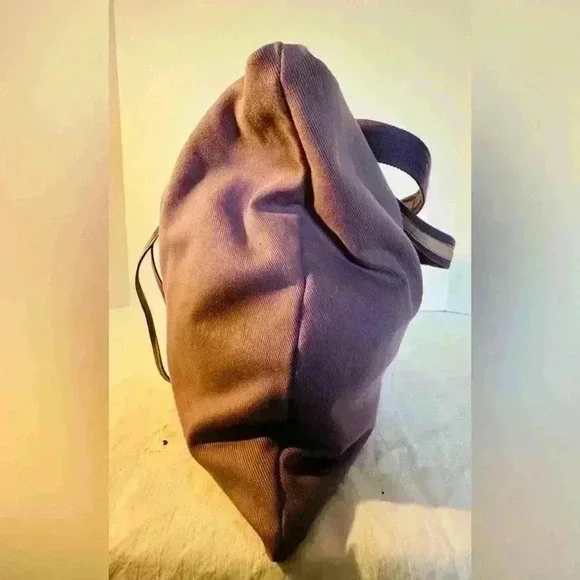 YSL Rive Gauche X-Large Canvas Tote - Picture 12 of 16